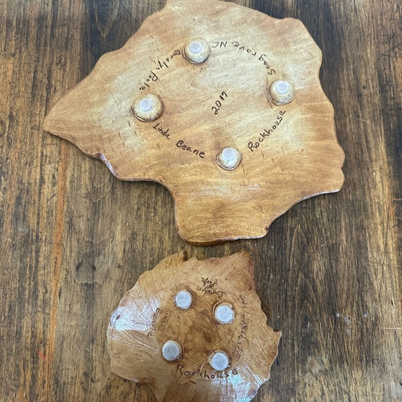 Vintage Studio Pottery Leaf Plate & Dipping Bowl Artist Signed by NC Sisters - Picture 3 of 12